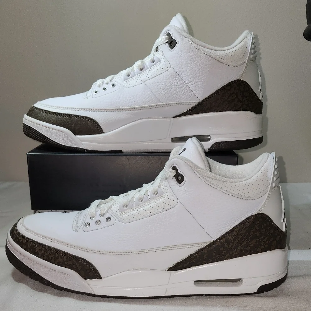 Jordan Retro Sneakers White with Black and Brown Details